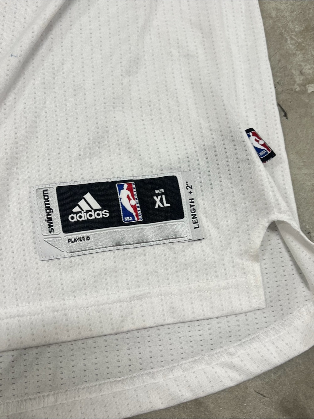 Miami Heat Basketball Jersey Men’s XL Adidas Dragic NBA White READ - Picture 3 of 8